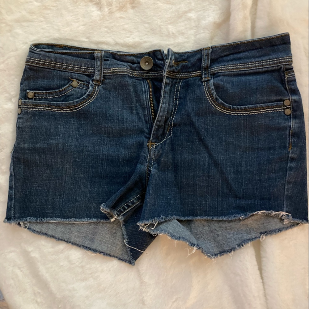 Lei Sophia Hiphugger Flare shorts